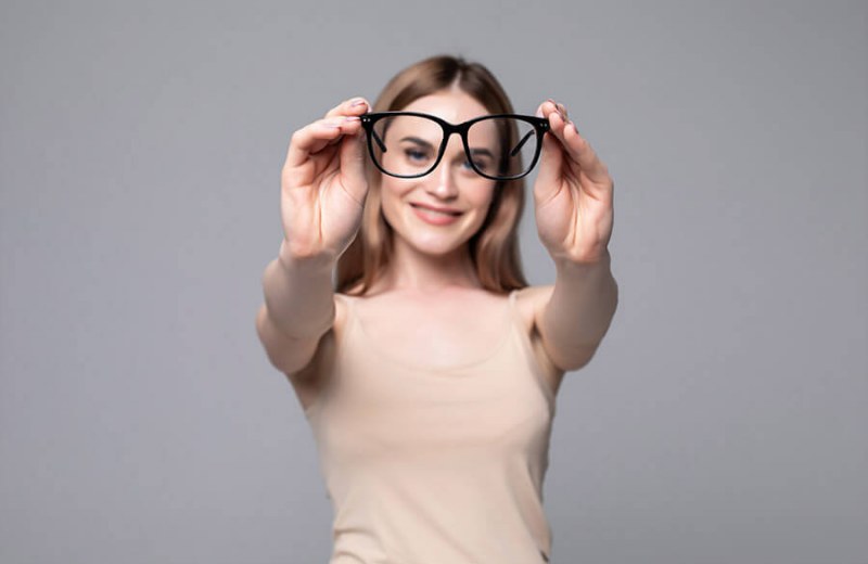 Czym są okulary progresywne? Optyk Sosnowiec.